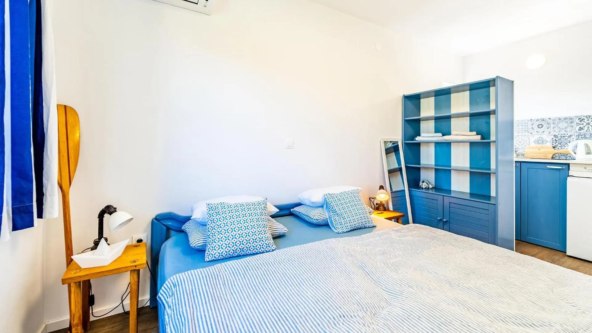 Awesome Apartment In Fazana With Kitchen 0*,